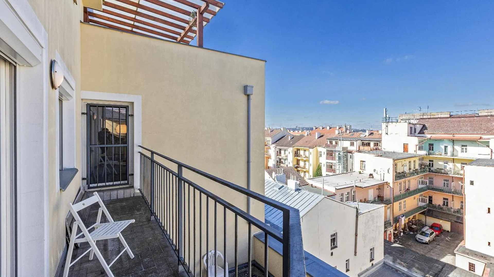Modern Attic With Terrace - Machova Apartment Prague Czech Republic